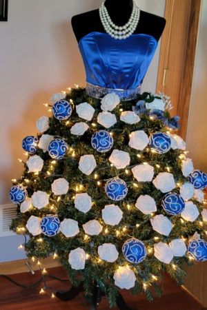 Blue and White Dreamquin Lit